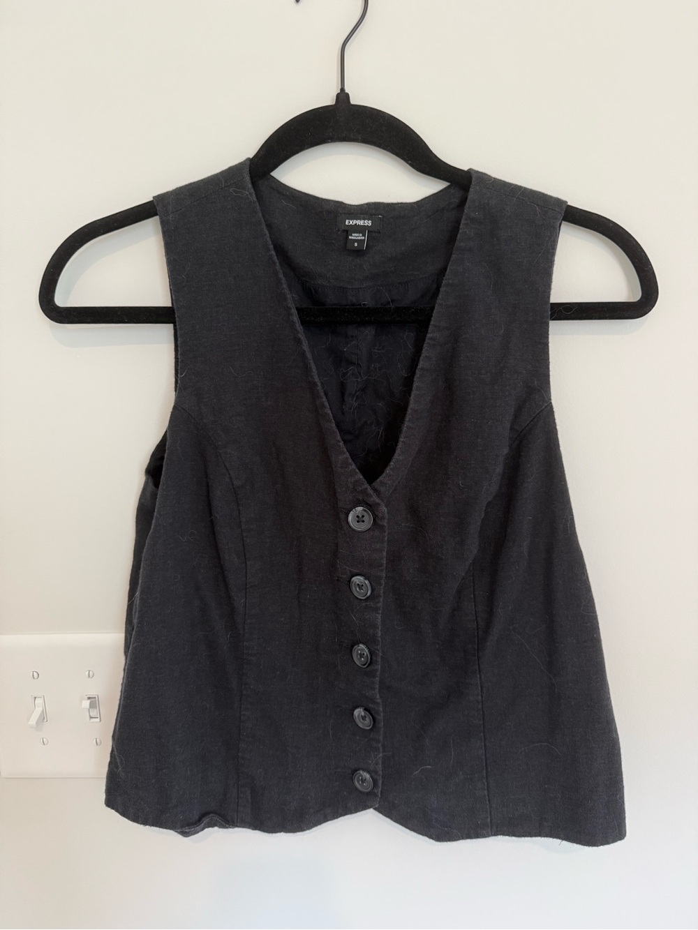 Express Black Sleeveless Button-Front Vest